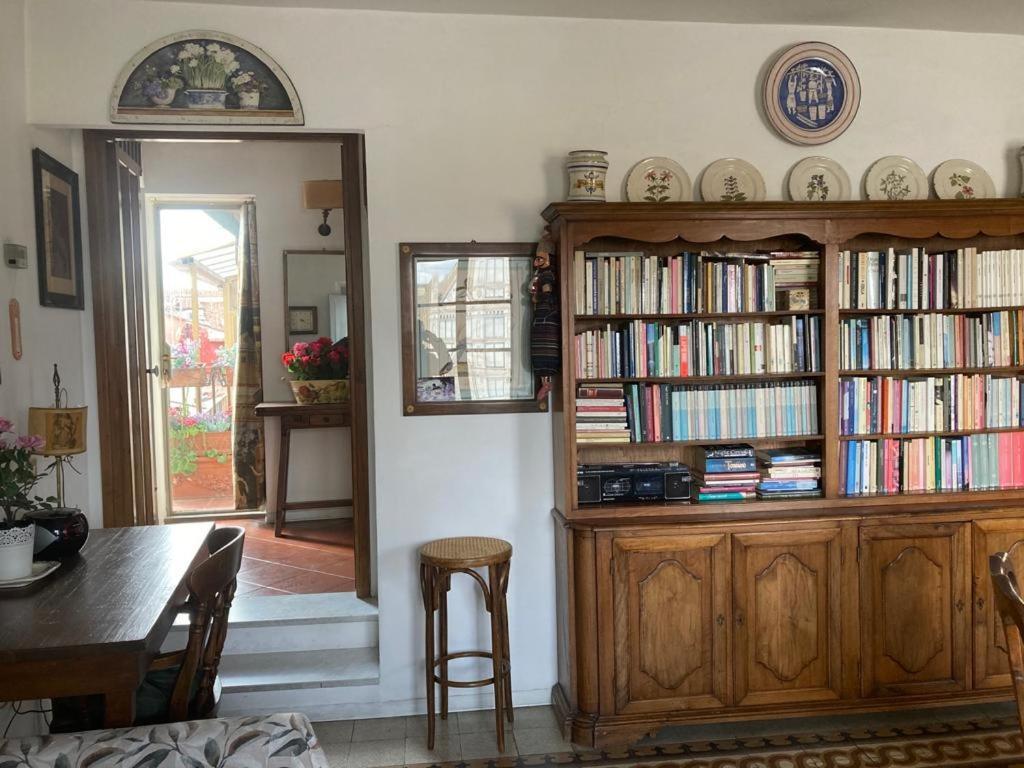 Ferienwohnung Attico In Piazza Santa Croce Florenz Exterior foto