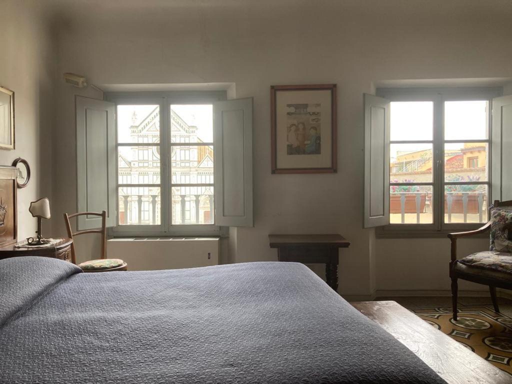Ferienwohnung Attico In Piazza Santa Croce Florenz Exterior foto